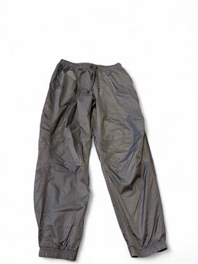 Under Armour Perforated Panel Track Pants / Windbreaker Joggers
